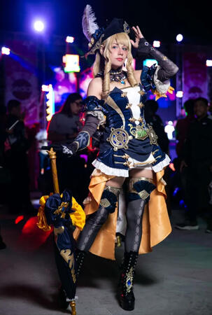 Navia Caspar (Genshin Impact)